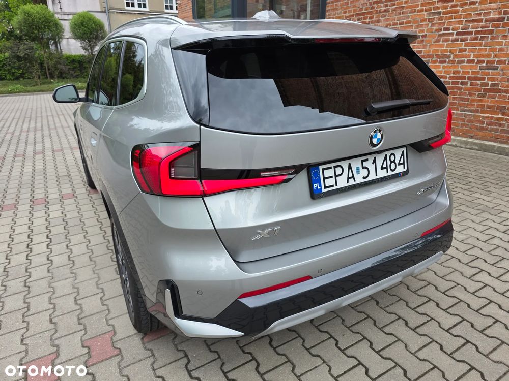 BMW X1 xDrive25i xLine - 14