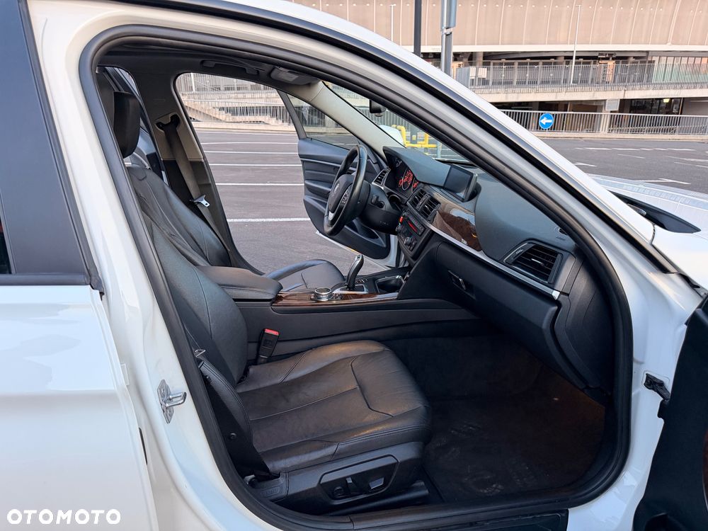 BMW Seria 3 - 20