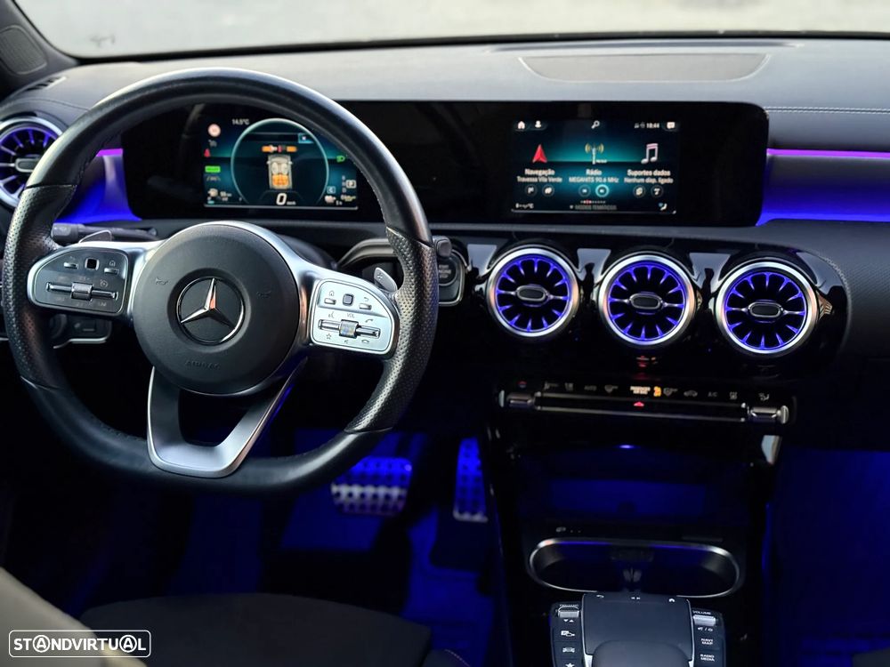Mercedes-Benz A 250 e AMG Line - 6