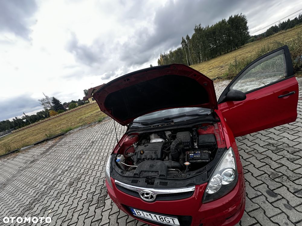 Hyundai i30 1.4 Base - 9