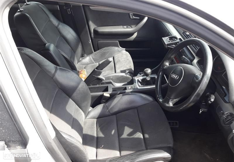 Audi A4 Avant S Line 1.9 TDI de 2004 Disponível para peças FRENTE VENDIDA - 5