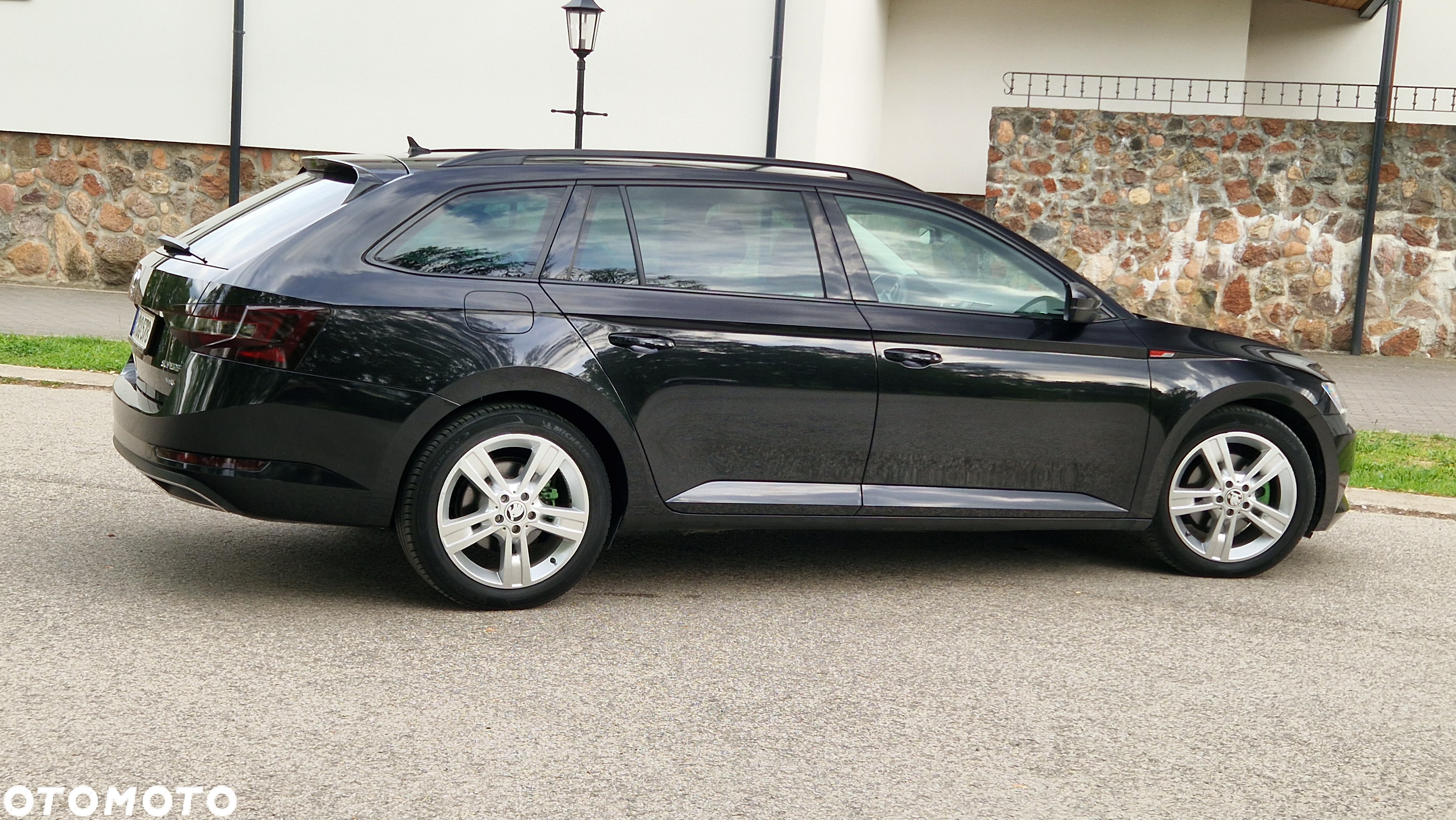 Skoda Superb 2.0 TDI 4x4 DSG Premium Edition - 17