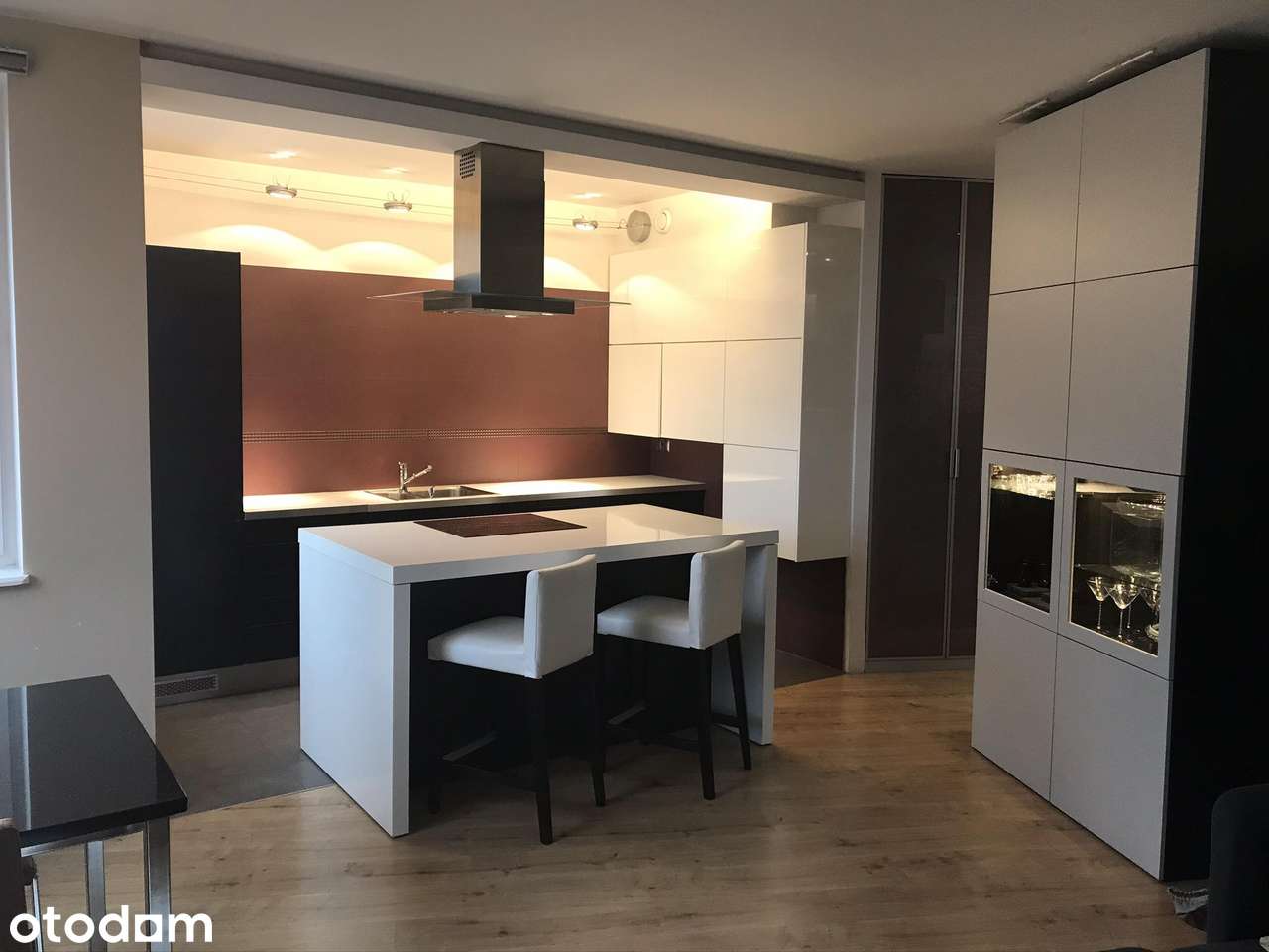 REZERWACJA do 22.07 Przestronny apartament z widokiem na las. - Pełny obrazek: 2/19