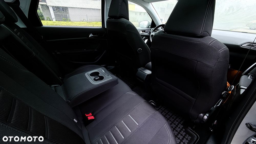 Peugeot 308 130 e-THP Stop & Start Allure - 13