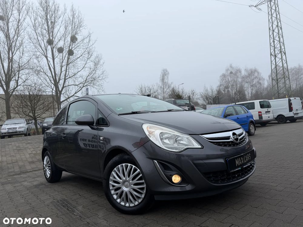Opel Corsa 1.4 16V Cosmo - 17