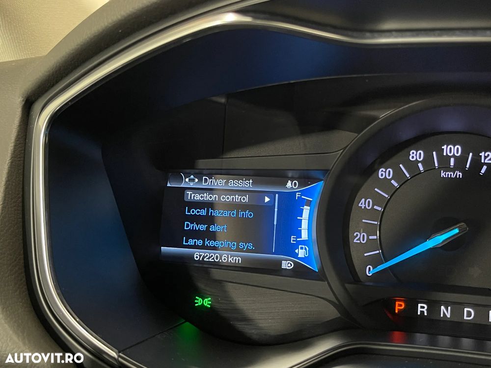 Ford Mondeo 2.0 HEV Titanium - 27