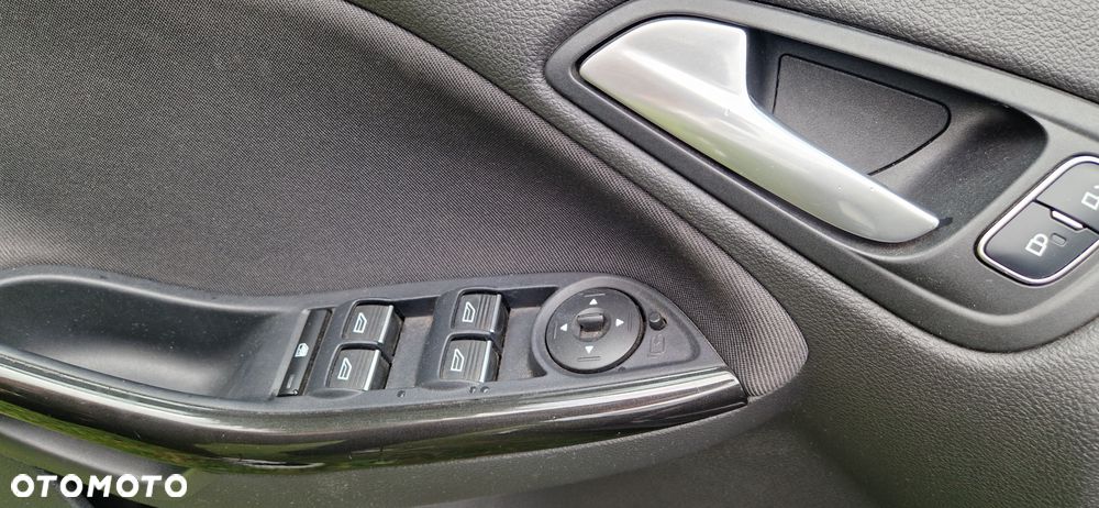 Ford Focus 1.5 TDCi Titanium ASS - 14
