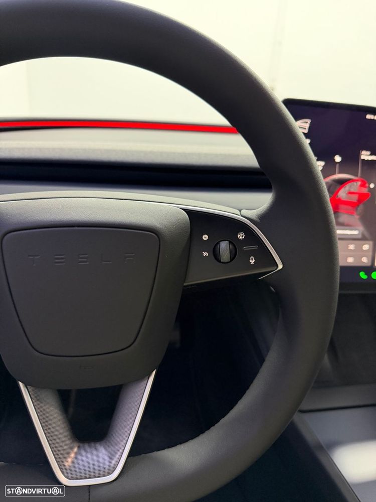 Tesla Model 3 Long Range Tração Traseira - 13