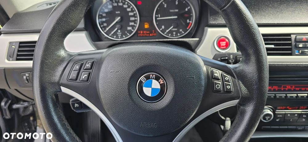 BMW Seria 3 - 27