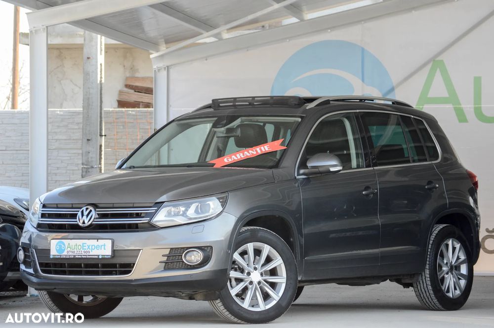 Volkswagen Tiguan 2.0 TDI DPF 4Motion BlueMotion Technology DSG Lounge Sport & Style - 31