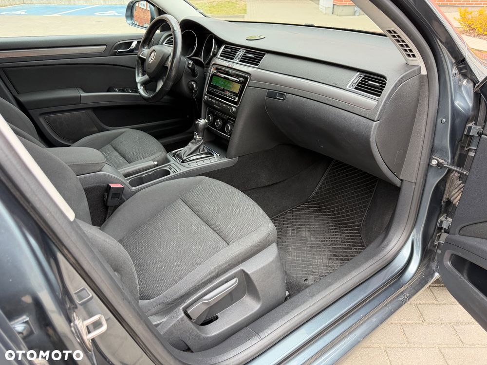 Skoda Superb 2.0 TDI 4x4 Ambition DSG - 22