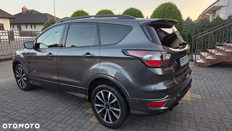 Ford Kuga 2.0 TDCi 4x4 ST-Line - 15