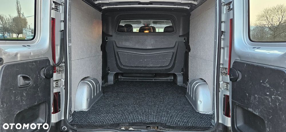 Renault TRAFIC - 12