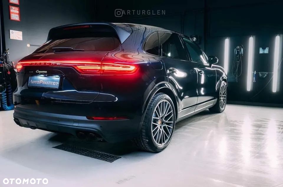 Porsche Cayenne E-Hybrid Platinum Edition - 3