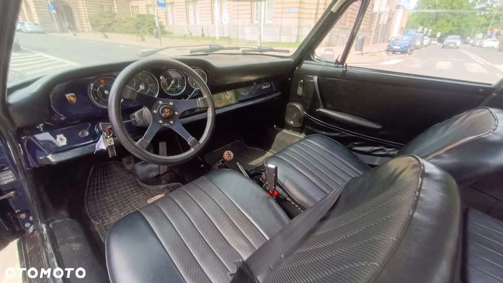 Porsche 911 - 8
