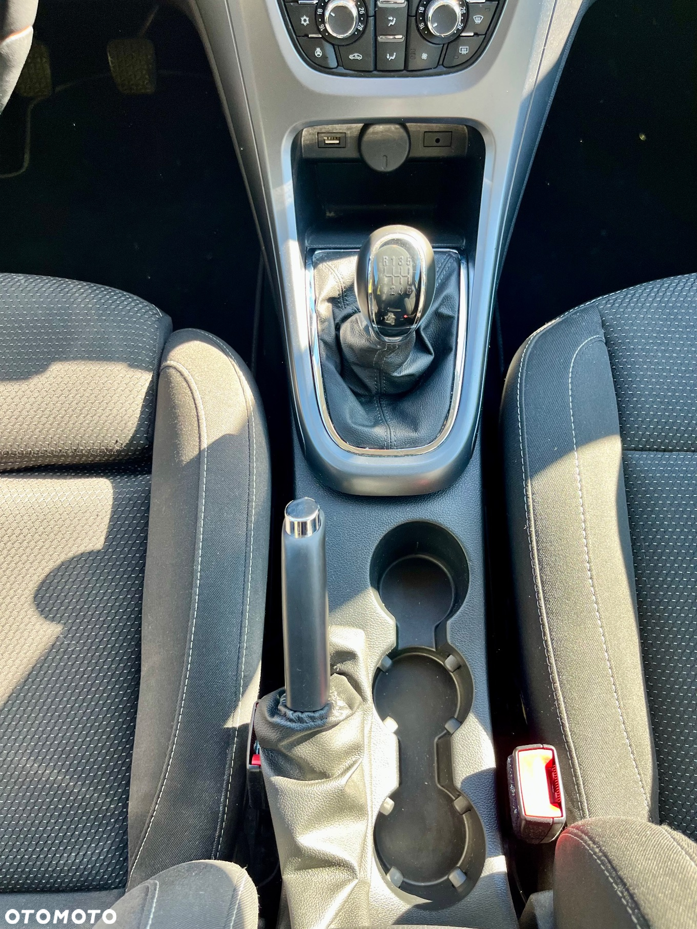 Opel Astra IV 1.4 T Sport - 21