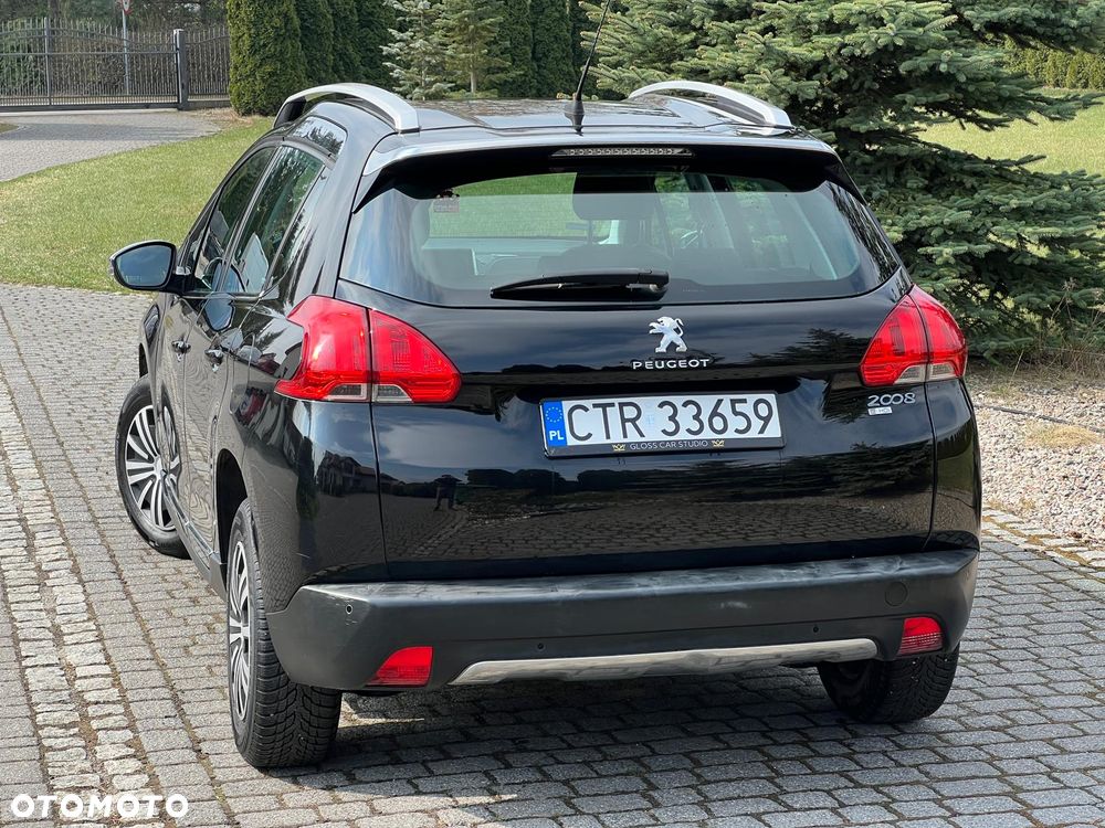 Peugeot 2008 1.6 e-HDi Allure S&S - 9