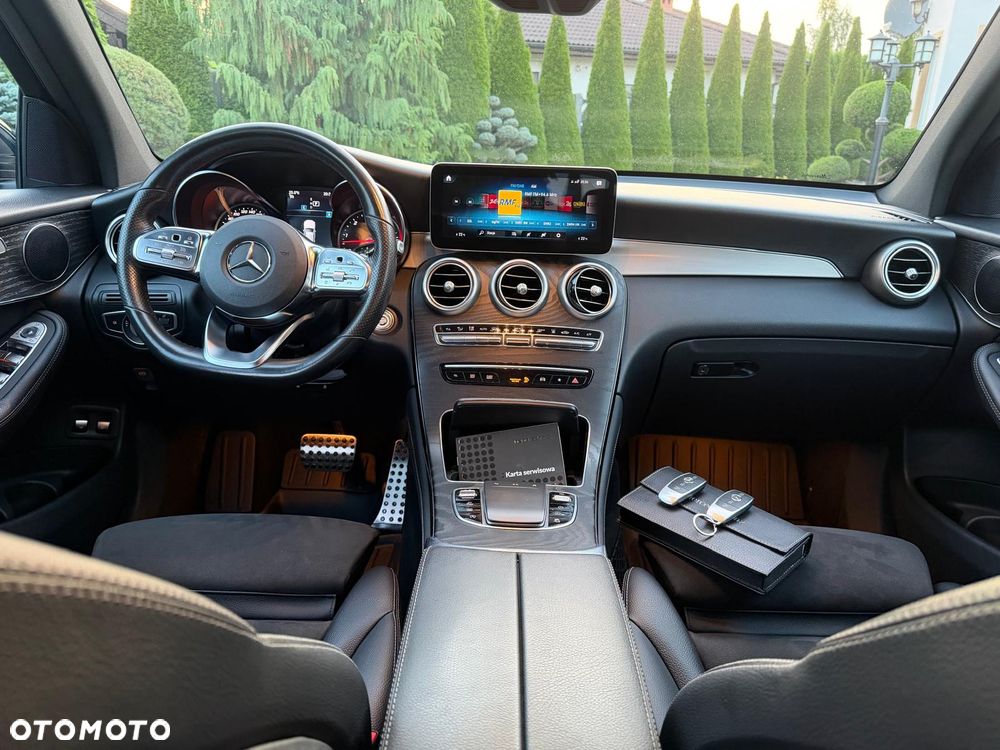 Mercedes-Benz GLC 400 d 4Matic 9G-TRONIC AMG Line - 32