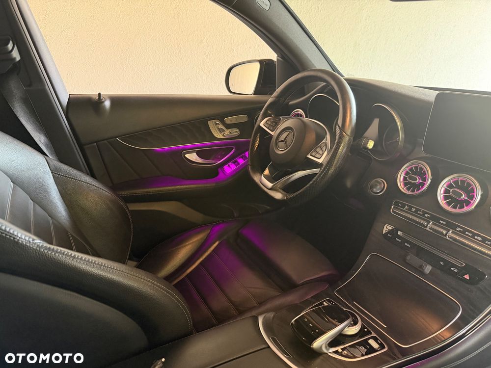 Mercedes-Benz GLC - 31