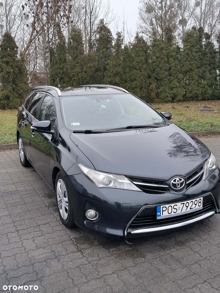 Toyota Auris - 4