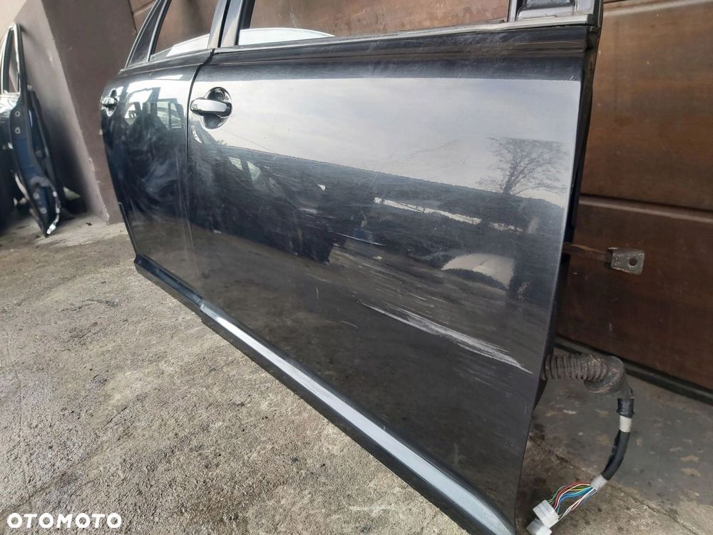 TOYOTA Avensis T25 03-08 r drzwi prawy przód prawe przednie 209 - 3
