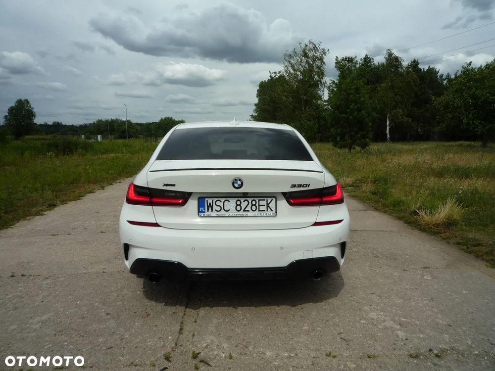 BMW Seria 3 330i xDrive M Sport sport - 8