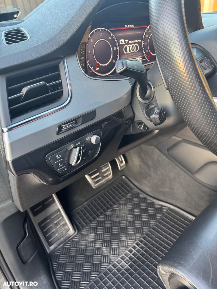 Audi Q7 - 13