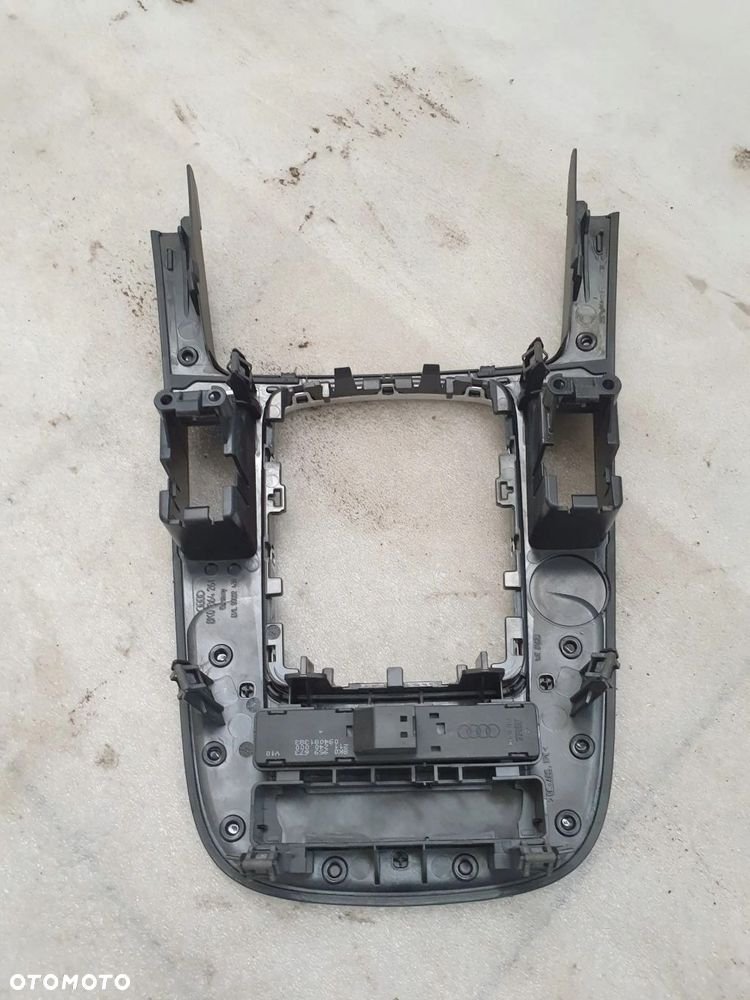 DEKOR TUNELU ŚRODKOWEGO AUDI A4 8K0 8K0864261 - 6