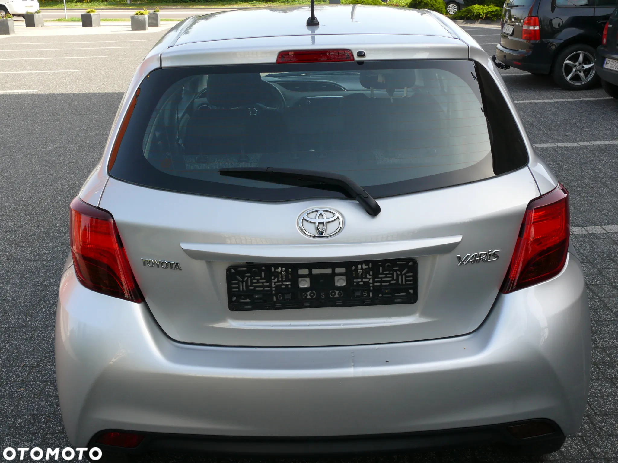 Toyota Yaris 1.33 Premium - 9
