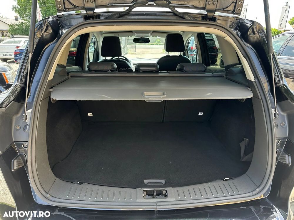 Ford Kuga 2.0 TDCi 4x4 Titanium - 14