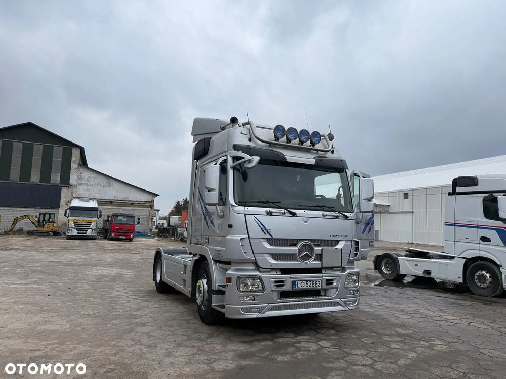 Mercedes-Benz Actros - 2