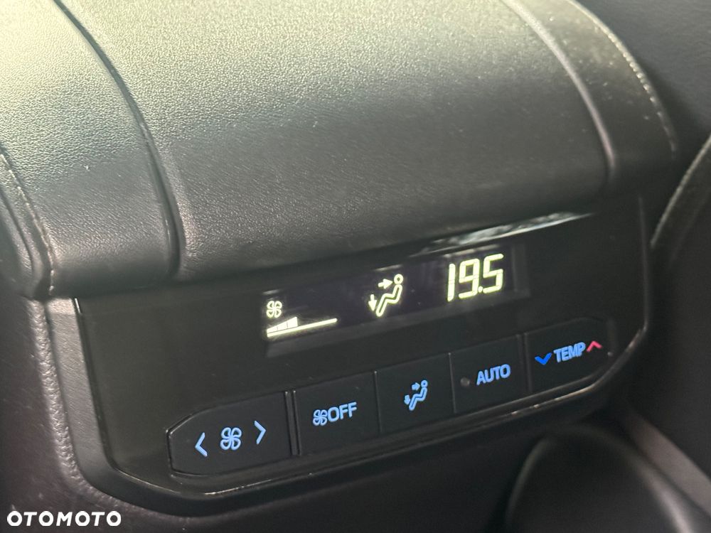 Toyota Highlander 2.5 Hybrid Prestige - 16