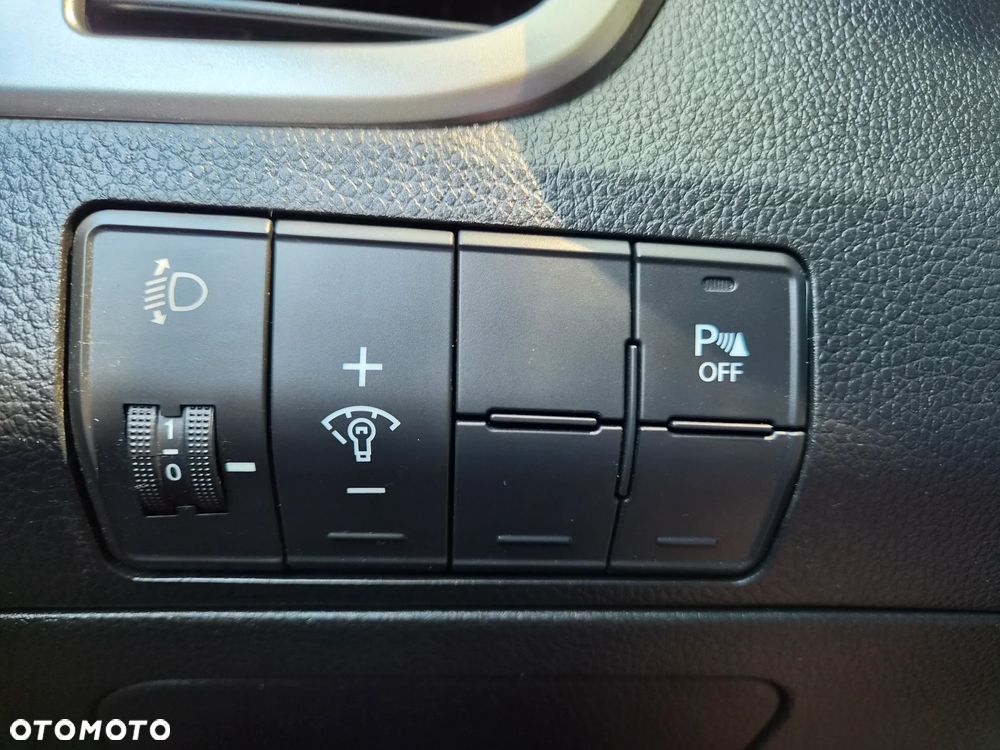 Hyundai i30 i30cw 1.4 Fifa World Cup Edition - 22