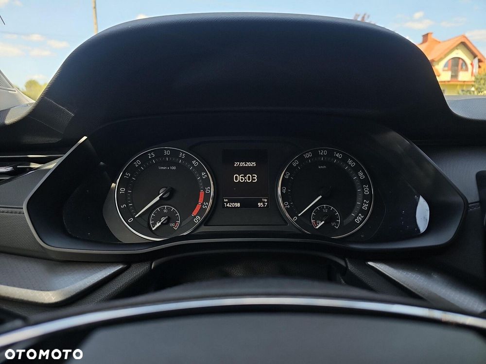 Skoda Octavia 2.0 TDI Ambition DSG - 12