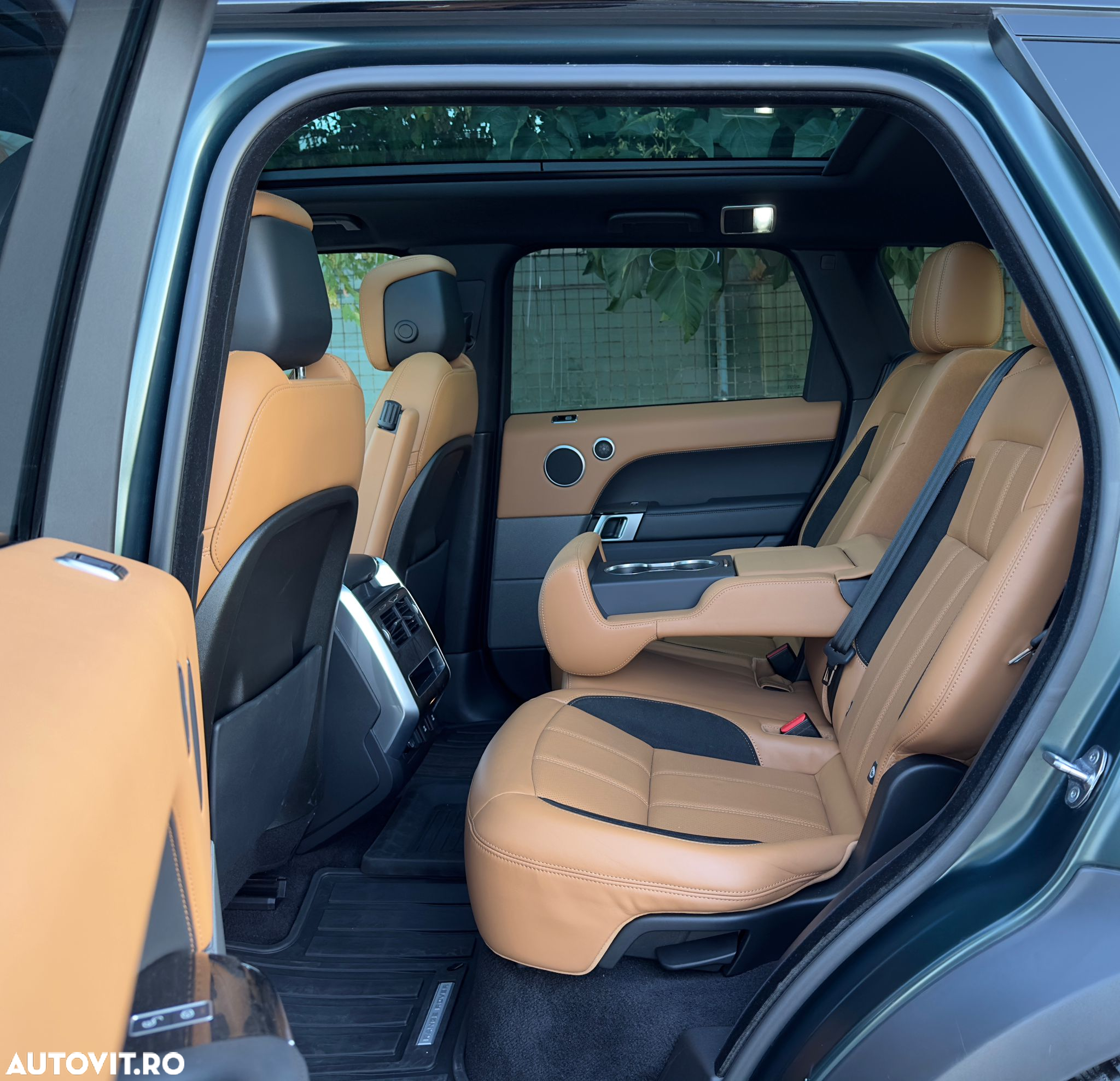 Land Rover Range Rover Sport 3.0 SDV6 HSE Dynamic - 4