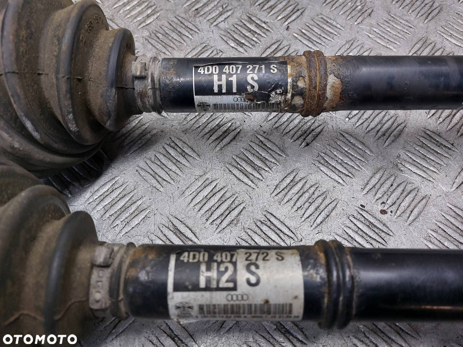 PÓŁOŚ LEWY + PRAWY PRZÓD AUTOMAT AUDI A8 D2 4D0407271S 4D0407272S - 4