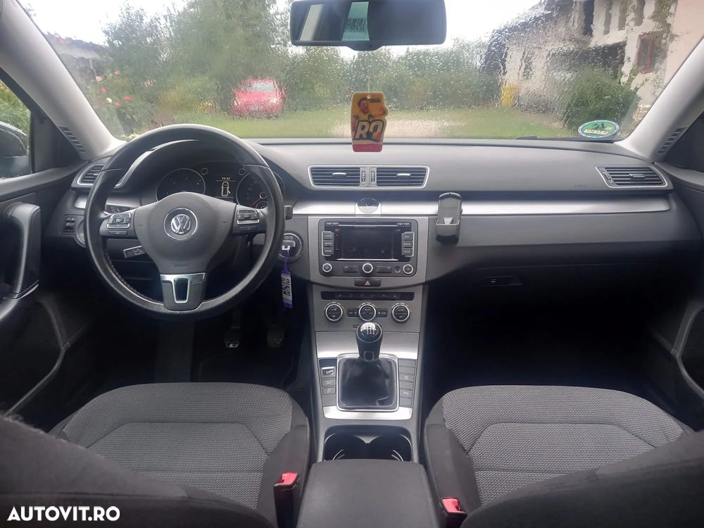 Volkswagen Passat 2.0 TDI BlueMotion Technology Comfortline - 7