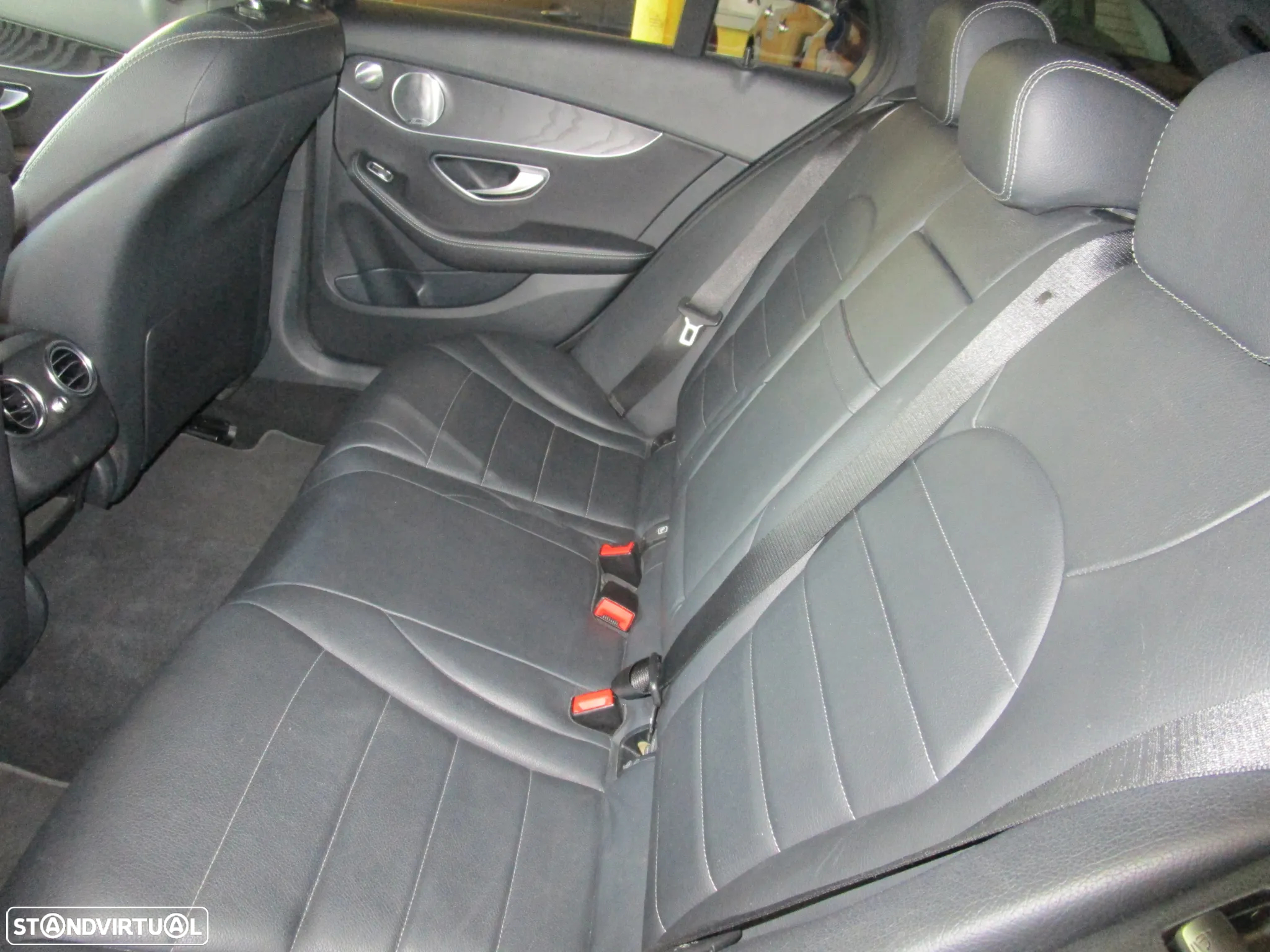 Mercedes-Benz C 350 e - 25