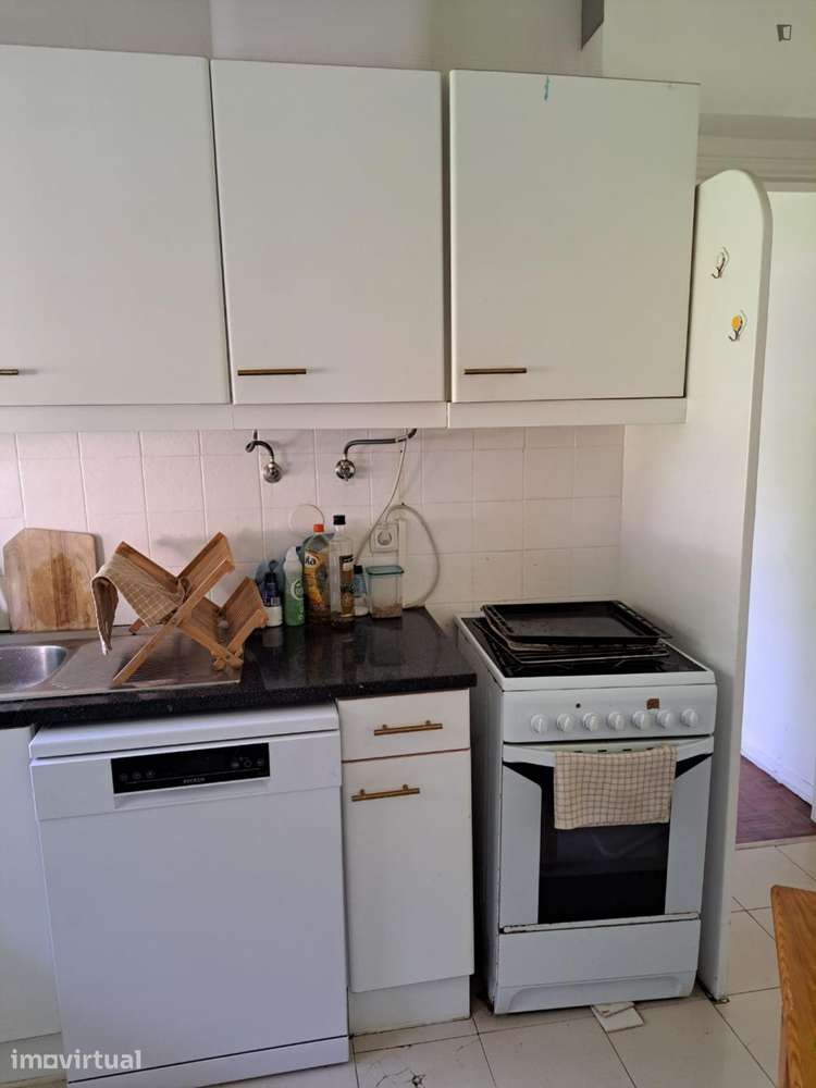 Quarto - localizado em Oeiras Lisbon - Grande imagem: 3/14