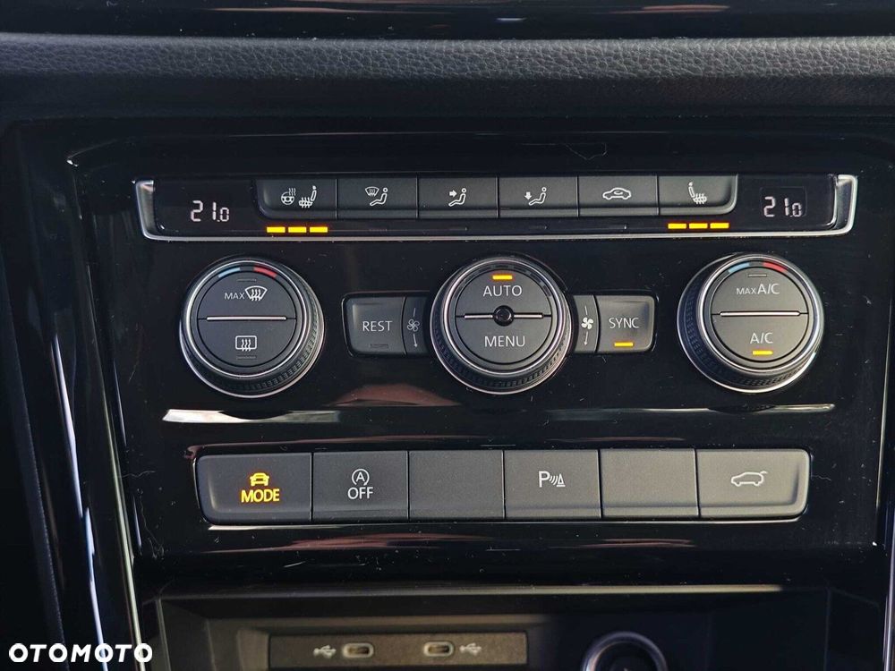 Volkswagen Touran 1.5 TSI EVO Highline DSG - 18