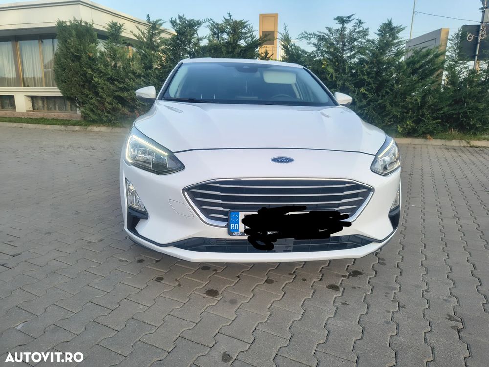 Ford Focus 1.0 EcoBoost Titanium - 1