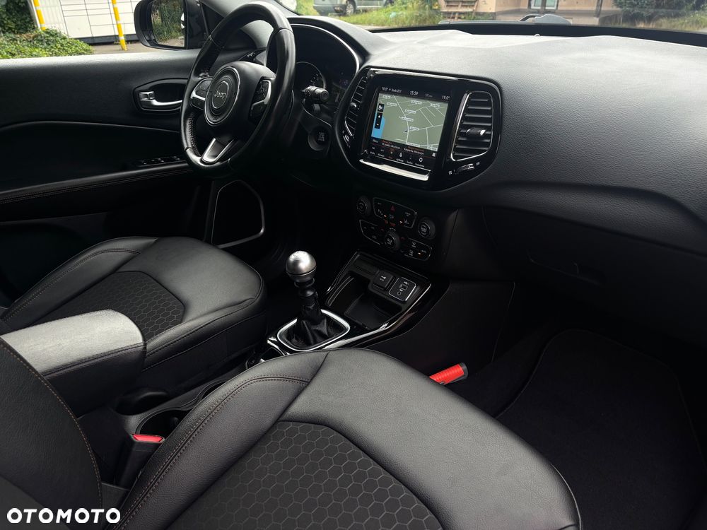 Jeep Compass 1.3 TMair Limited FWD S&S - 6