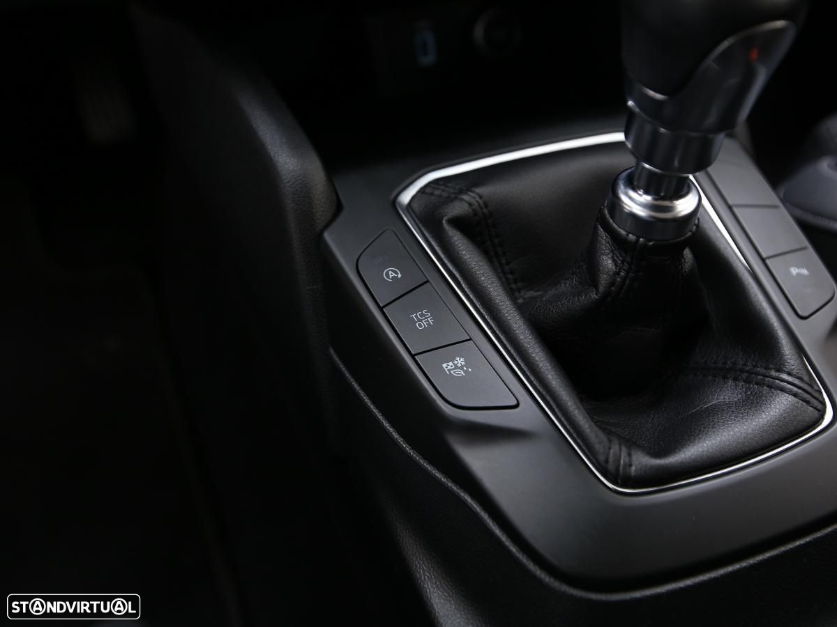 Ford Focus SW 1.5 TDCi EcoBlue Titanium - 17