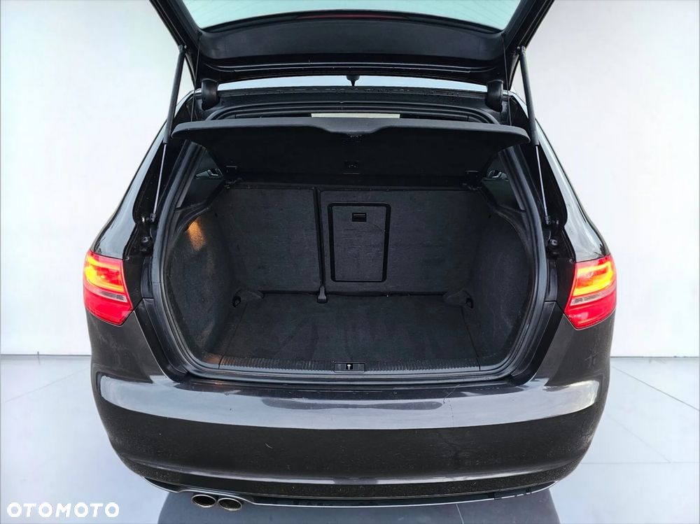 Audi A3 Sportback 1.4 TFSI S line Sportpaket (plus) - 38