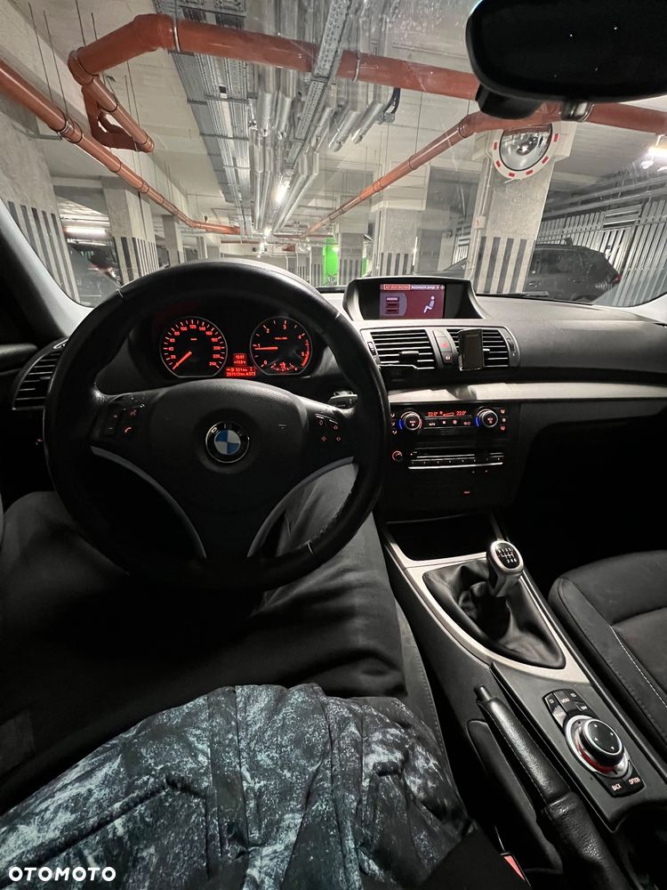 BMW Seria 1 116d DPF - 5