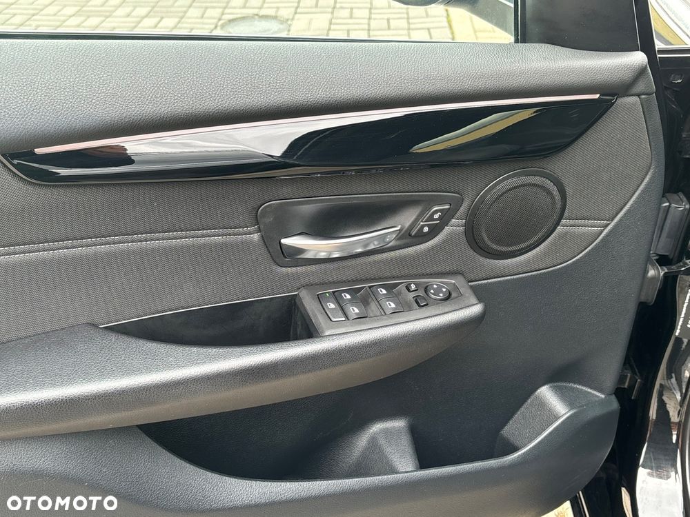 BMW Seria 2 218i Sport Line - 17