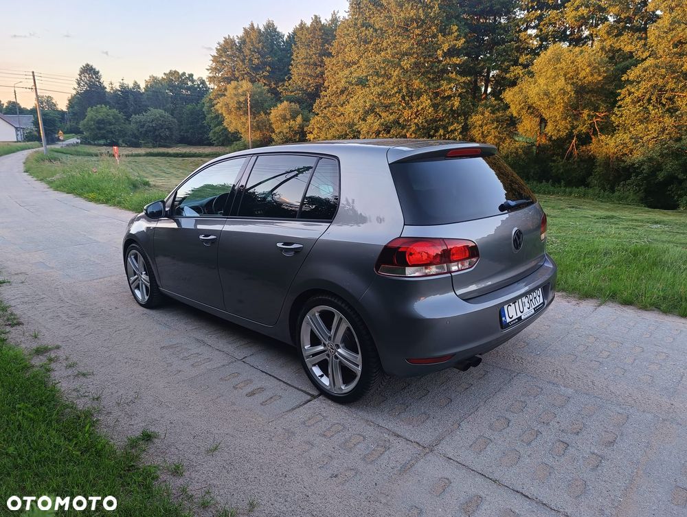 Volkswagen Golf - 9