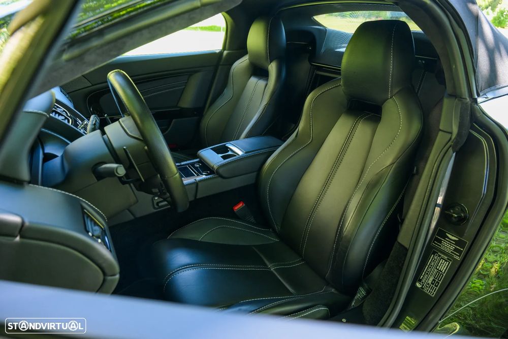 Aston Martin Vantage Roadster V12 S Sportshift 3 - 29
