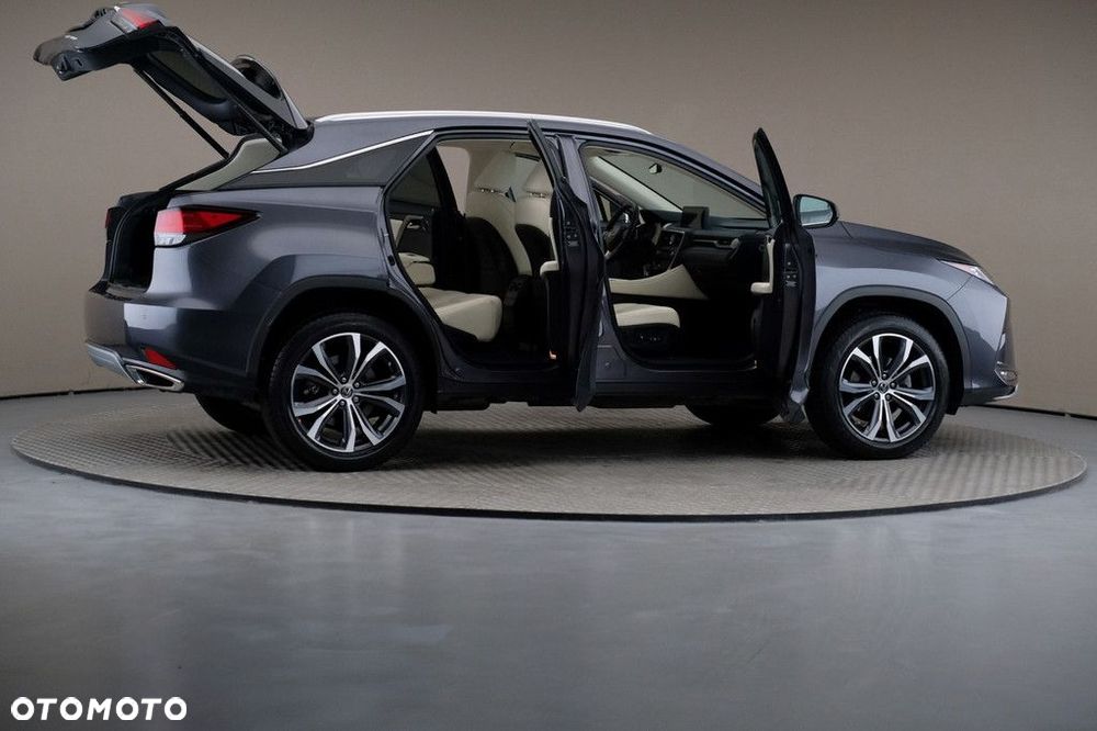 Lexus RX - 6