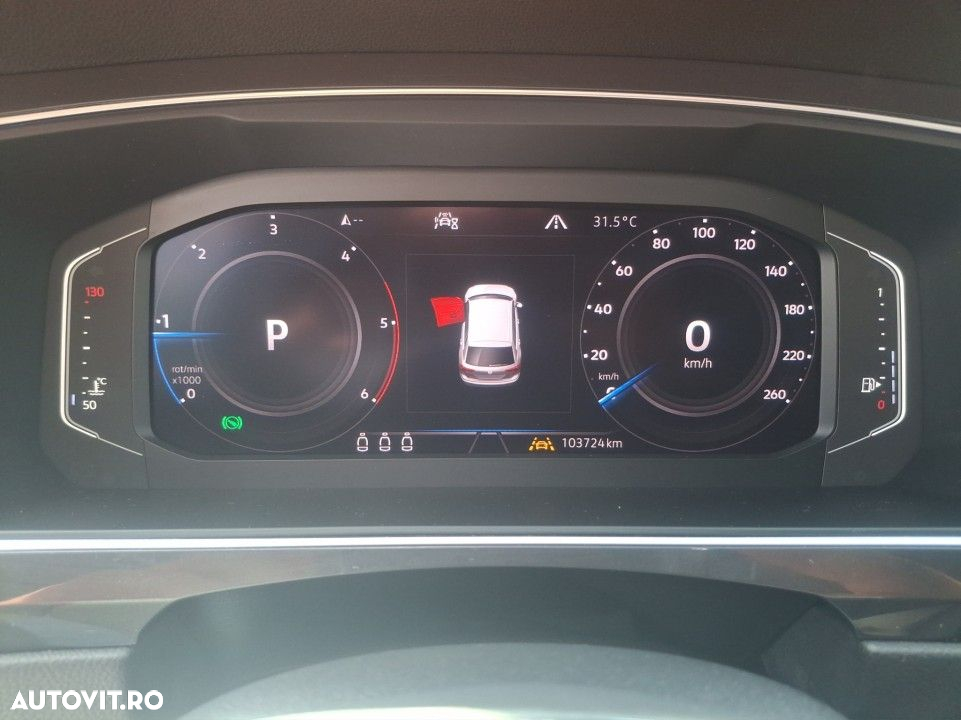 Volkswagen Tiguan - 11